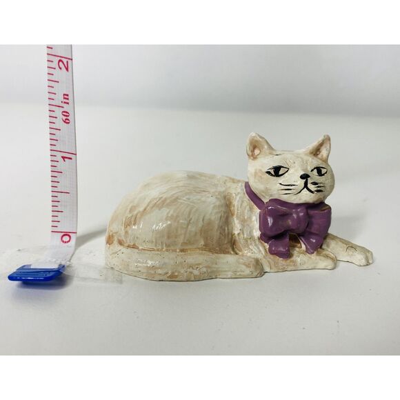 Vintage White Cat with Ribbon Decorative Figurine - Picture 5 of 6